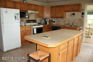 4075 W Stanton Rd, Stanton, MI 48888 photo 3