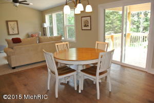 10073 Jane Dr, Allendale, MI 49401 photo 8
