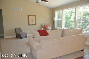 10073 Jane Dr, Allendale, MI 49401 photo 9