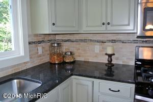 10073 Jane Dr, Allendale, MI 49401 photo 6