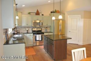 10073 Jane Dr, Allendale, MI 49401 photo 5
