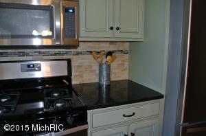 10073 Jane Dr, Allendale, MI 49401 photo 7