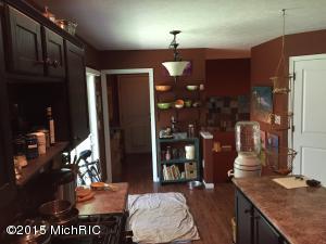 2268 E Clear Lake Rd, Buchanan, MI 49107 photo 11