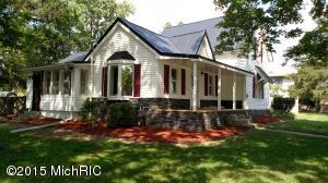 405 E Main St, Carson City, MI 48811 photo 1