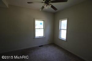 374 E Gardner St, Sparta, MI 49345 photo 10