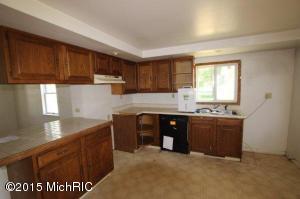 374 E Gardner St, Sparta, MI 49345 photo 24