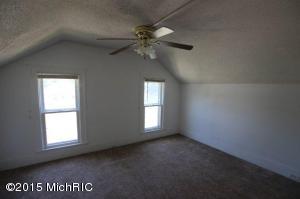 374 E Gardner St, Sparta, MI 49345 photo 16