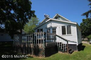 374 E Gardner St, Sparta, MI 49345 photo 6