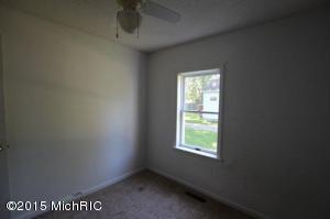 374 E Gardner St, Sparta, MI 49345 photo 8