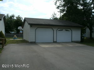 4125 Sandy Dr, Dorr, MI 49323 photo 2