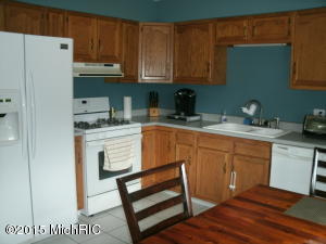 4125 Sandy Dr, Dorr, MI 49323 photo 4