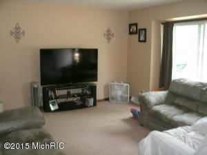 4125 Sandy Dr, Dorr, MI 49323 photo 3
