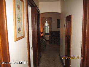 850 Upton, Battle Creek, MI 49037 photo 9