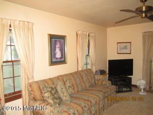 850 Upton, Battle Creek, MI 49037 photo 3