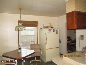 850 Upton, Battle Creek, MI 49037 photo 8