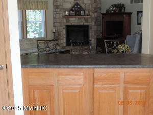 110 Wright, Quincy, MI 49082 photo 5