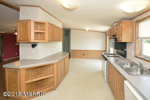 783 10th St, Plainwell, MI 49080 photo 8