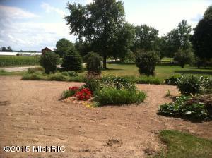 4564 32nd St, Dorr, MI 49323 photo 2