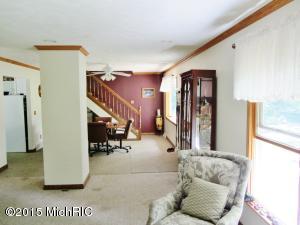 1001 Grindle Dr, Lowell, MI 49331 photo 4