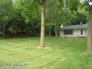 1001 Grindle Dr, Lowell, MI 49331 photo 3