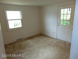 12046 Mac Dr NE, Belding, MI 48809 photo 4