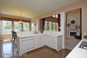 77 Fox Point Ct NE, Ada, MI 49301 photo 10