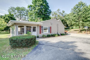 5785 Ada Dr, Ada, MI 49301 photo 2