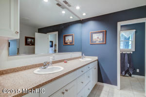 5785 Ada Dr, Ada, MI 49301 photo 19