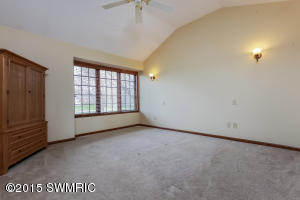 7974 Hawkview NE, Ada, MI 49301 photo 11