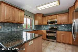7974 Hawkview NE, Ada, MI 49301 photo 9