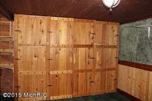 372 S Madison Ave, Custer, MI 49405 photo 15