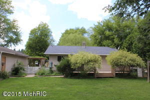 372 S Madison Ave, Custer, MI 49405 photo 7