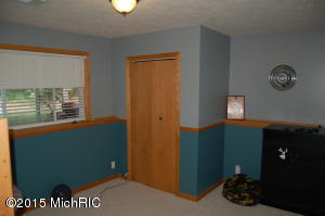 9657 68th Ave, Allendale, MI 49401 photo 17