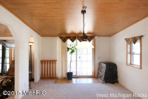 4232 E 124th St, Grant, MI 49327 photo 9