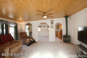 4232 E 124th St, Grant, MI 49327 photo 4