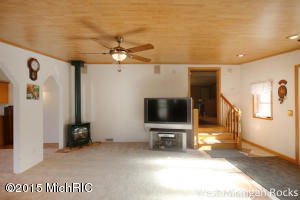 4232 E 124th St, Grant, MI 49327 photo 7