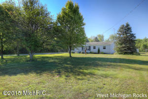 4232 E 124th St, Grant, MI 49327 photo 3