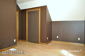 504 W May St, Belding, MI 48809 photo 17