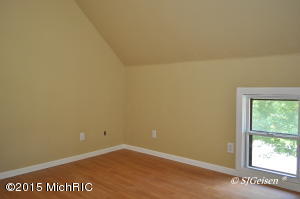 504 W May St, Belding, MI 48809 photo 15