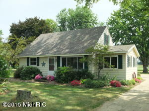 4565 18th St, Dorr, MI 49323 photo 1