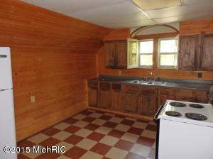 374 Third St, Manistee, MI 49660 photo 16