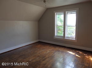 374 Third St, Manistee, MI 49660 photo 17