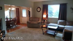 954 E Main St, Ionia, MI 48846 photo 10