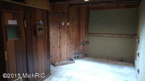 954 E Main St, Ionia, MI 48846 photo 15