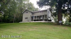 954 E Main St, Ionia, MI 48846 photo 1