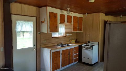7403 E Adams, Walkerville, MI 49459 photo 24
