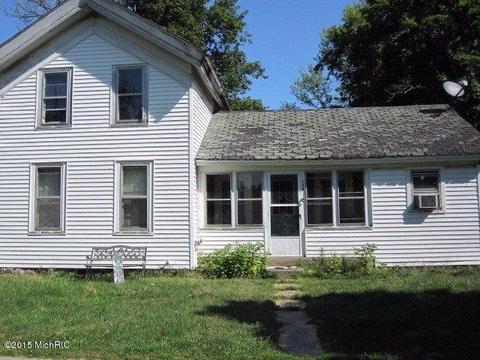 208 W Jackson St, Mendon, MI 49072 photo 1