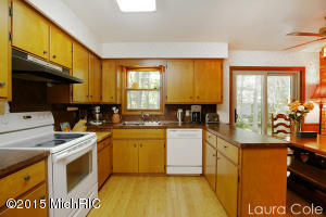 7498 Sheffield Dr SE, Ada, MI 49301 photo 8
