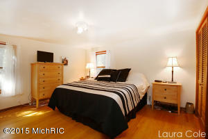 7498 Sheffield Dr SE, Ada, MI 49301 photo 17