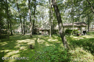 7498 Sheffield Dr SE, Ada, MI 49301 photo 25
